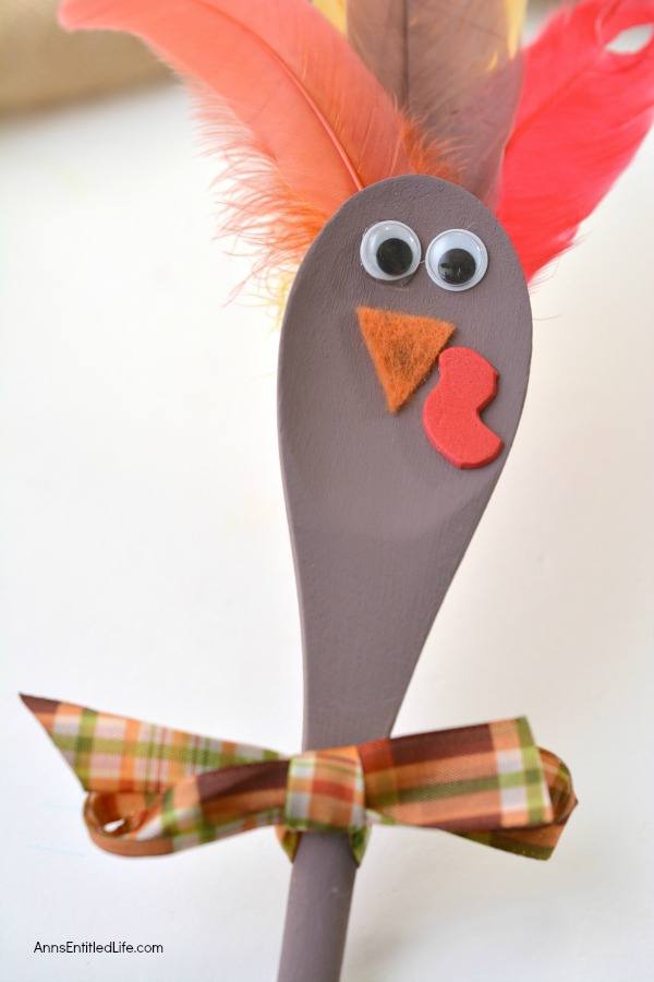 Wooden Spoon Craft: Turkey Spoon Puppet