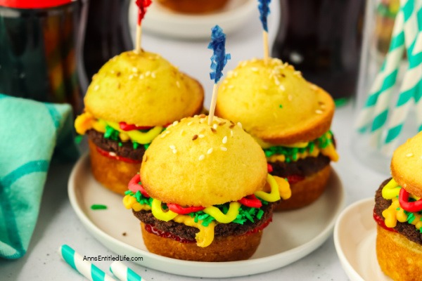 Hamburger Cupcakes Recipe | Easy How to Make Directions. These cupcakes that look like hamburgers are absolutely adorable and surprisingly easy to make. Soft, pillowy, golden cupcakes, baked to perfection, filled with brownies, coconut, fresh strawberries and frosting. These hamburger cupcakes are a perfect addition for any get-together.