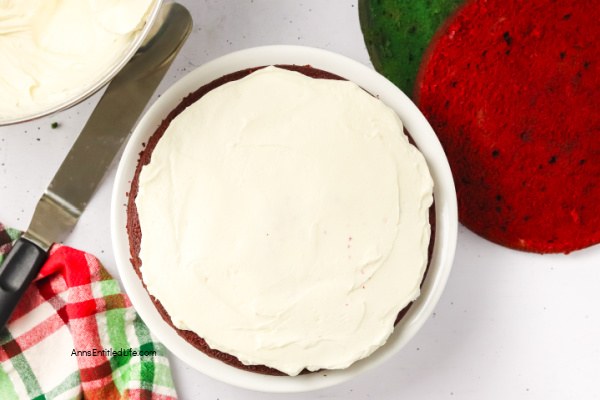 Red & Green Velvet Christmas Layer Cake Recipe. The Red & Green Velvet Christmas Layer Cake is a festive twist on the classic velvet cake, perfect for holiday celebrations. This visually stunning dessert combines rich flavors and vibrant colors, making it a centerpiece at any holiday gathering.