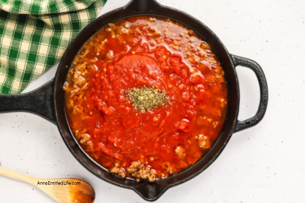 Best Easy Lasagna in a Skillet Pan Recipe. Try this easy skillet lasagna recipe for a quick, one-pan dinner. Made with simple ingredients, it is a family-friendly meal ready in about 30 minutes!