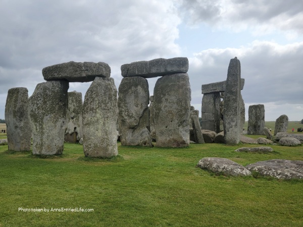 Two Weeks in England. My husband and I explored England for two weeks and enjoyed some must-see attractions and local cuisine. Join me as I recap our English adventure.